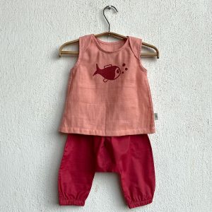 WHITEWATER KIDS UNISEX ORGANIC KOI PEACH JHABLA WITH RED PANTS
